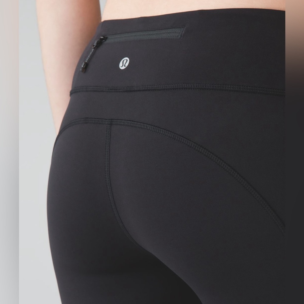 Lululemon Speed Tight Black High Rise Leggings with Pockets and Ruched Ankles - Picture 3 of 10